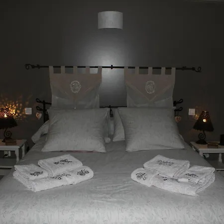 Lou Bastido Guest house *